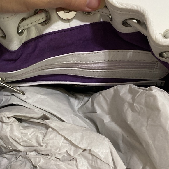 NWOT White Sharif Large Leather Purse and Dust Bag - Picture 8 of 15